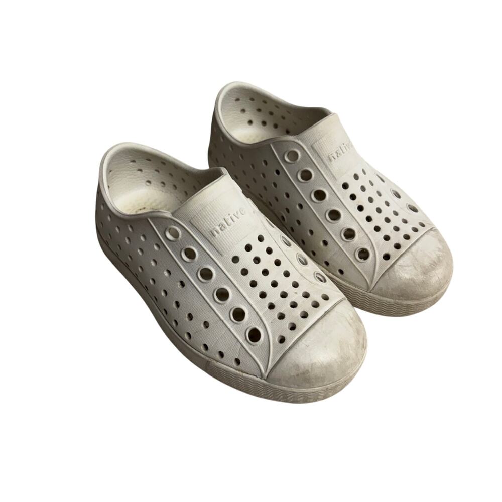 Native Jefferson Sandals White child Size 7